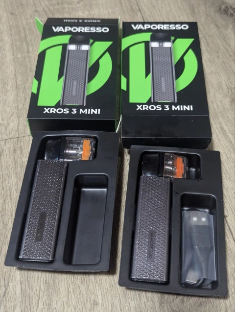 Vaporesso Xros 3 Mini Black Pod System