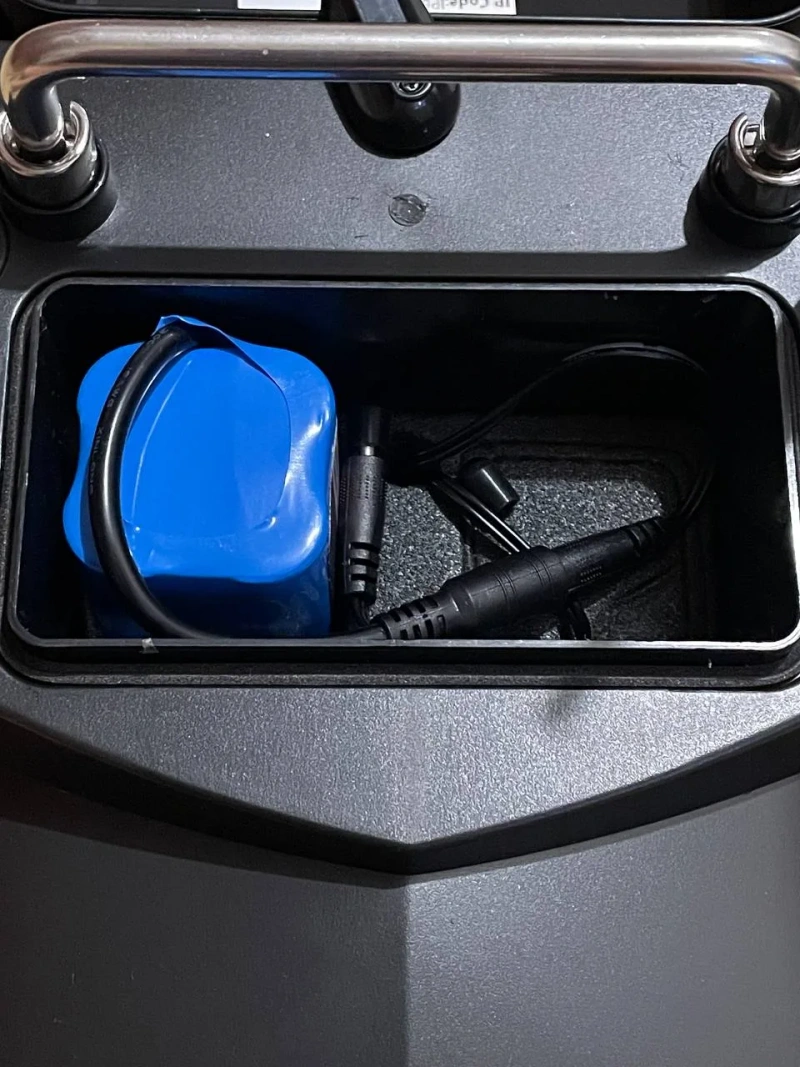 Риболовний кораблик Flytec 12000mAh 500м з круїз-контролем — фото 4