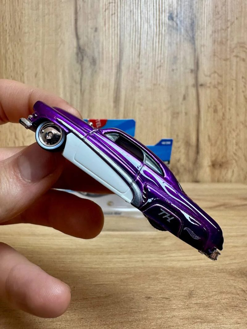 Hot Wheels STH Hirohata Merc Purple — фото 4
