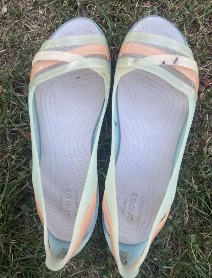 Босоніжки Crocs жіночі розмір 38.5 (24.5 см) — фото 3