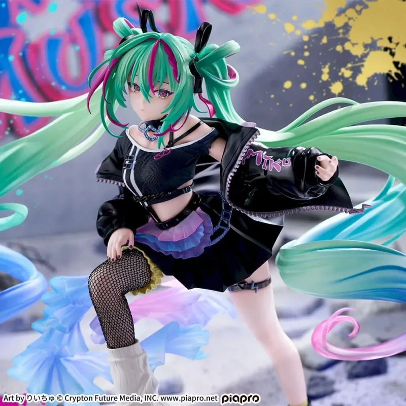 Фигурка Hatsune Miku Punk SEGA 23 см — фото 2