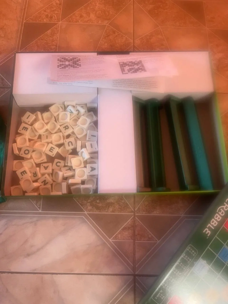 Настольная игра Scrabble Original на английском языке — фото 2