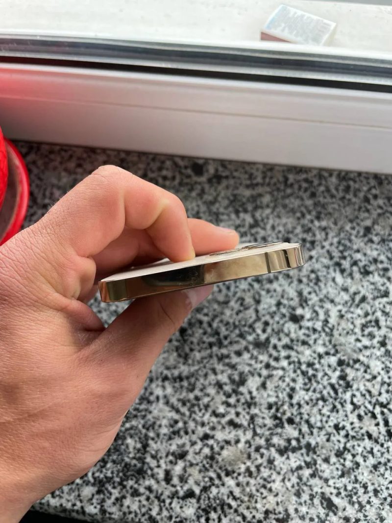 iPhone 12 Pro на запчастини або відновлення (заблокований iCloud) — фото 3