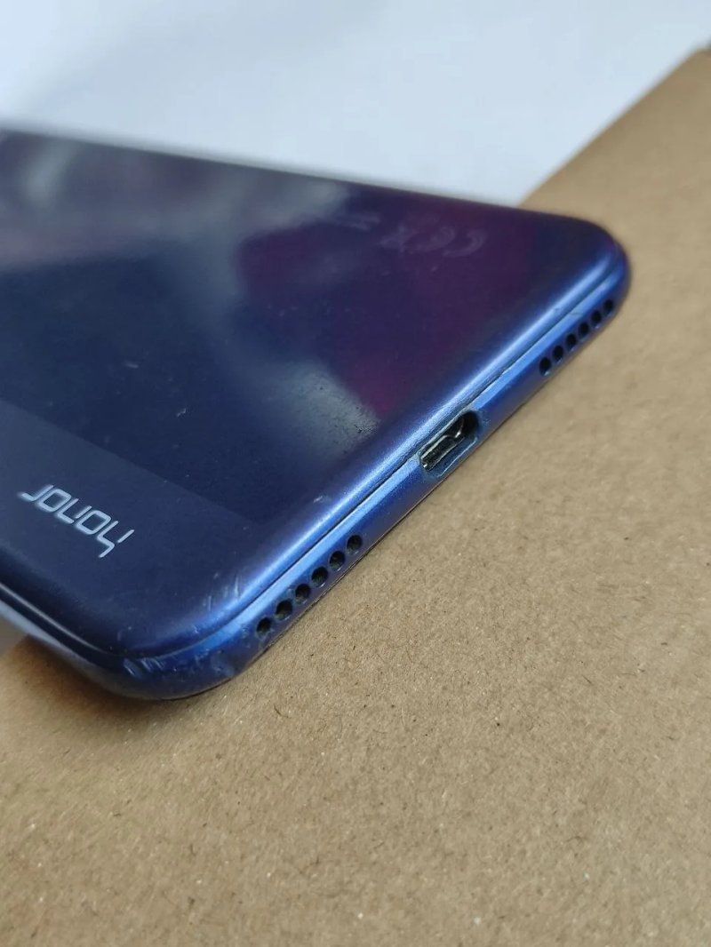 Смартфон Honor 8A 2/32GB NFC — фото 7