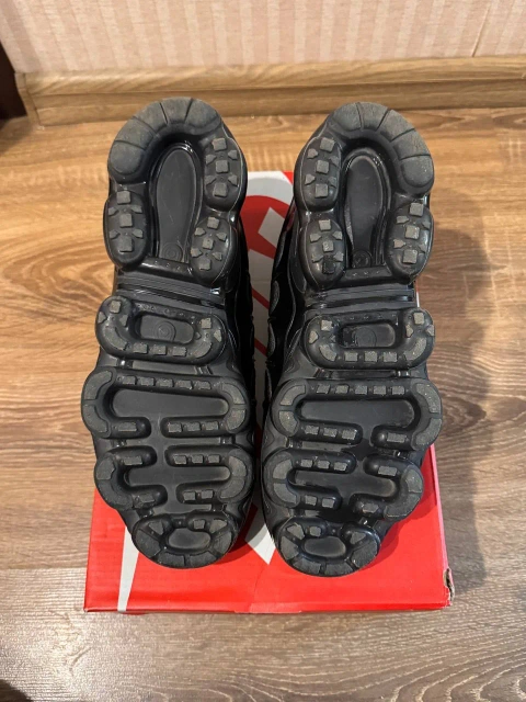 Кроссовки Nike Vapormax Plus оригинал