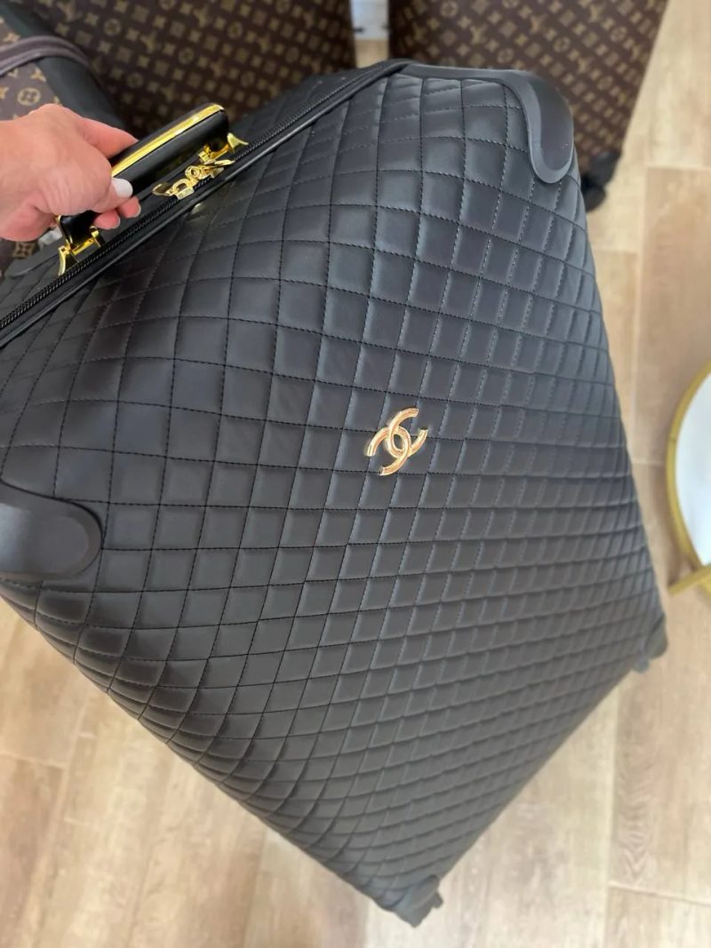 Набор из 3 чемоданов Chanel — фото 2