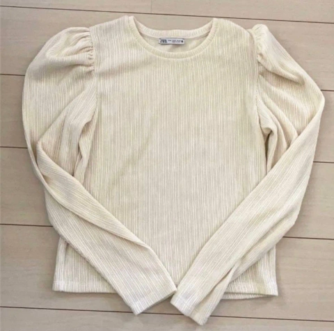 Кофтинка Zara жіноча кремова розмір XS-S