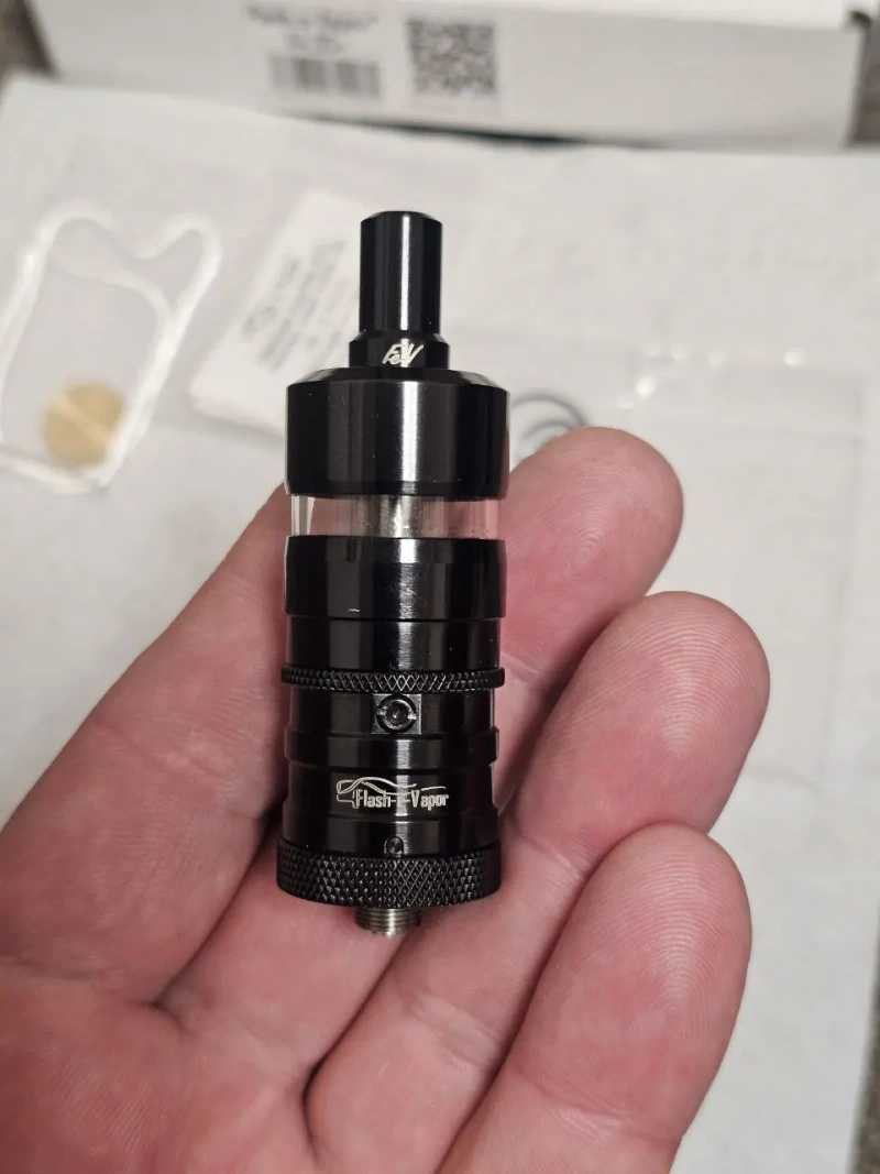 Vapefly Alberich II MTL RTA и YFTK Flash-e-Vapor v4.5S+ атомайзеры — фото 5