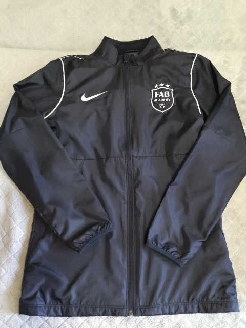Ветровка Nike FAB Academy размер S