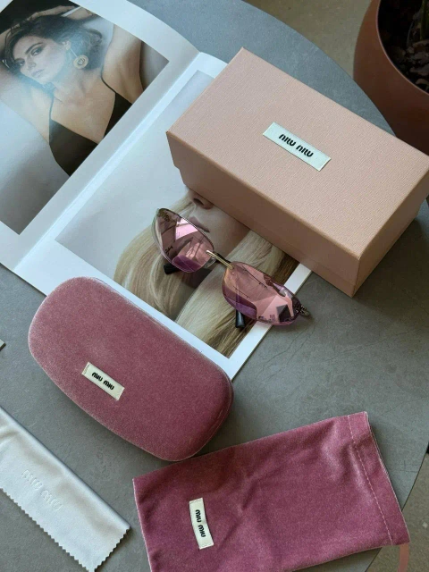 Miu Miu Rose/Silver SMU A50-F 1BC-08H1 Очки солнцезащитные