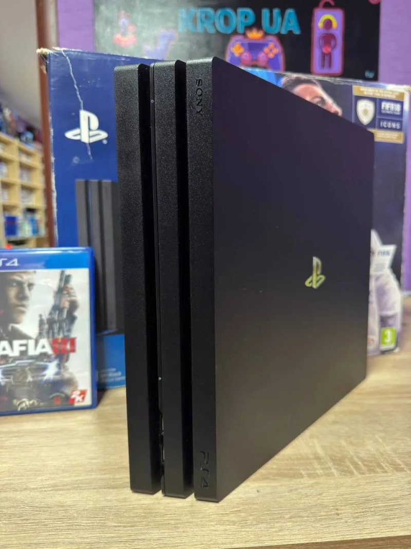 PlayStation 4 PRO — фото 3