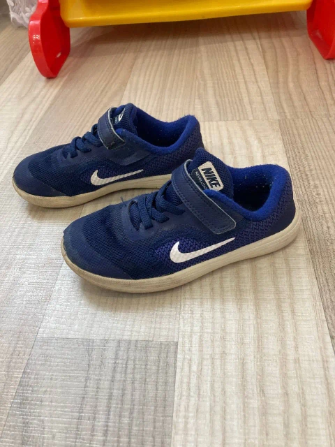 Кросівки Nike Revolution (дитячі)