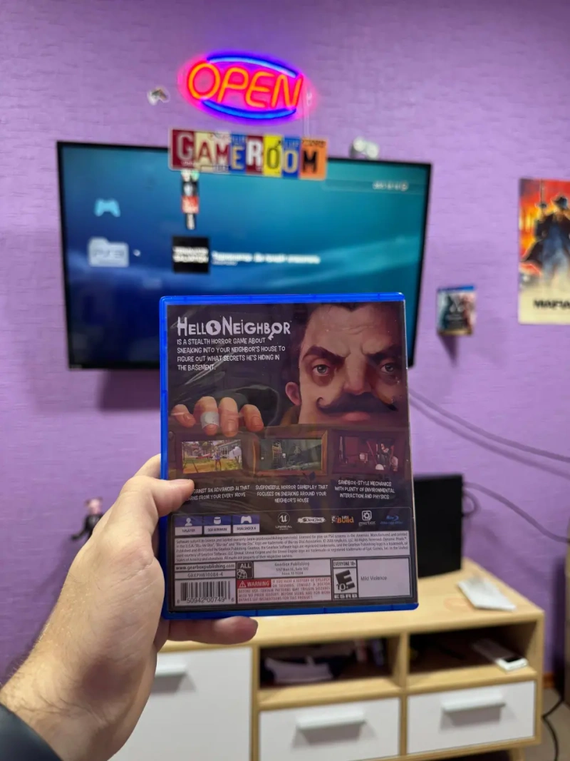 Игра для PS4 Hello Neighbor — фото 2
