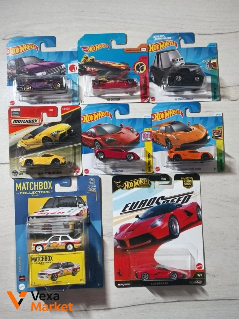 Коллекционные модели автомобилей Hot Wheels и Matchbox