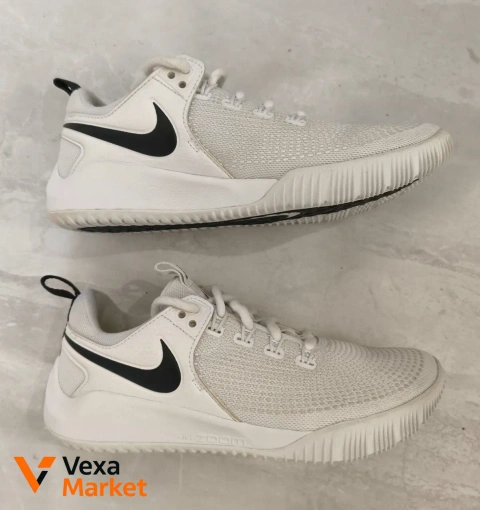 Кросівки Nike білі (устілка 23.5 см)