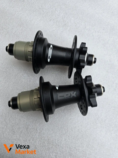 Задня втулка KT Q-lite 135x9 32h XD