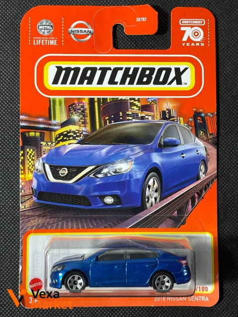 Matchbox Nissan Sentra 2016 синий