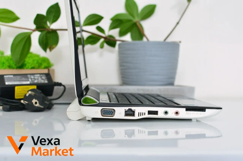 Нетбук Acer Aspire One KAV10 — фото 3