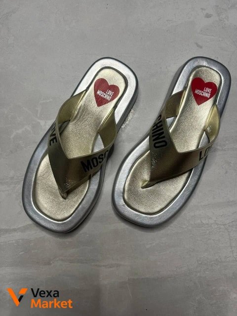 Love Moschino Шлепанцы женские кожаные золотистые 37 размер
