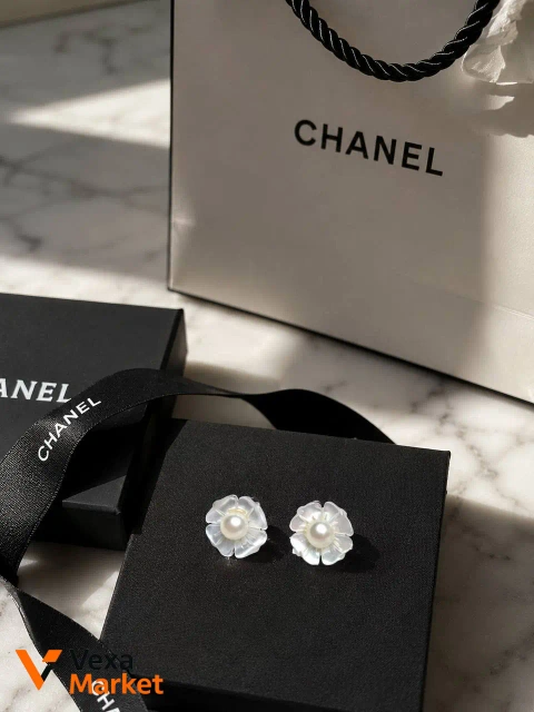 Серьги Chanel Камелия с жемчугом