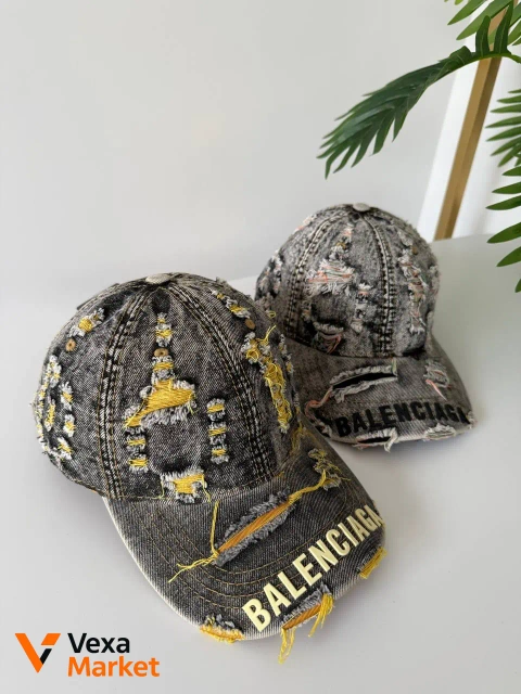 Кепка Balenciaga