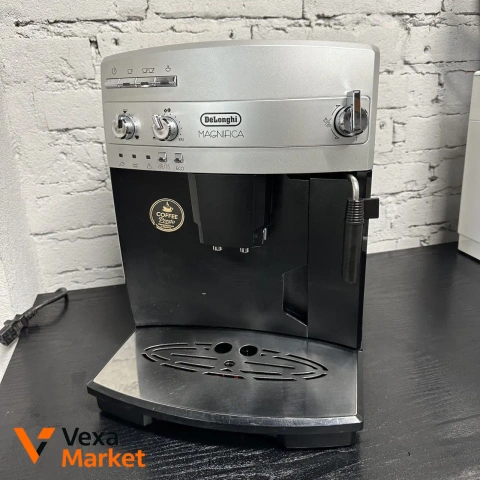 Кавомашина DeLonghi Magnifica
