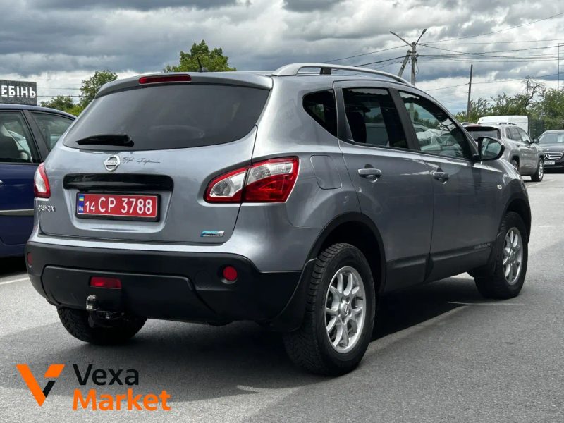 Nissan Qashqai 2010 Дизель 1.5 л. Механика Передний привод Серый — фото 2