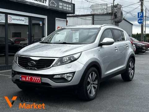Kia Sportage 2012 Дизель 2.0л Автомат Полный привод Серый