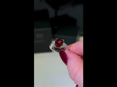 GRAFF RING Золото 18К Шпинель Vivid Red (Burma) 3.67ct Бриллианты 0.80ct