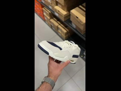 Air Jordan 4 RM White/Navy Size 42