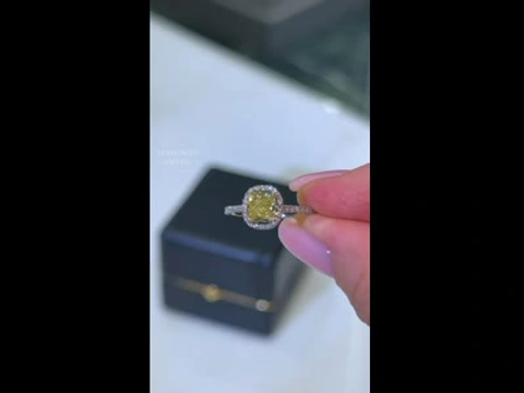 Кольцо GRAFF DIAMONDS с желтым бриллиантом Fancy Yellow 1.37ct