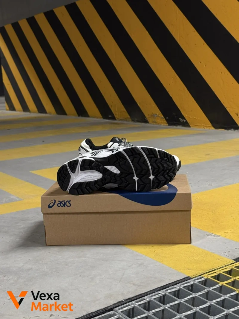 Asics Gel-Kahana 8 White Black — фото 4