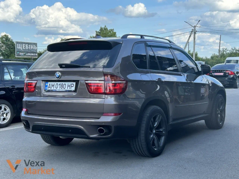 BMW X5 2010 Дизель 3.0л Автомат Полный привод Коричневый — фото 2