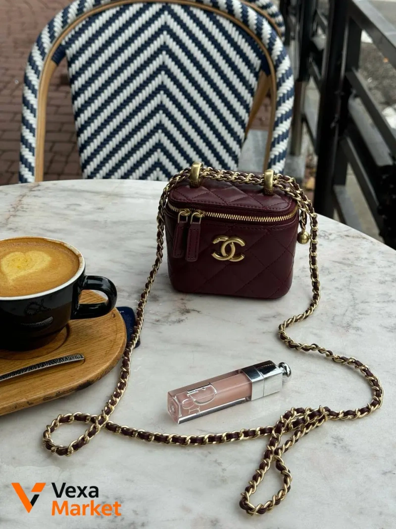Chanel Classic Burgundy Lambskin Pearl Crush Mini Vanity Case — фото 6