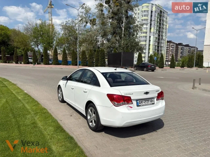 Chevrolet Cruze 2012 2.0L Дизель — фото 2