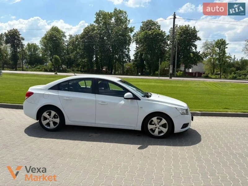 Chevrolet Cruze 2012 2.0L Дизель — фото 3