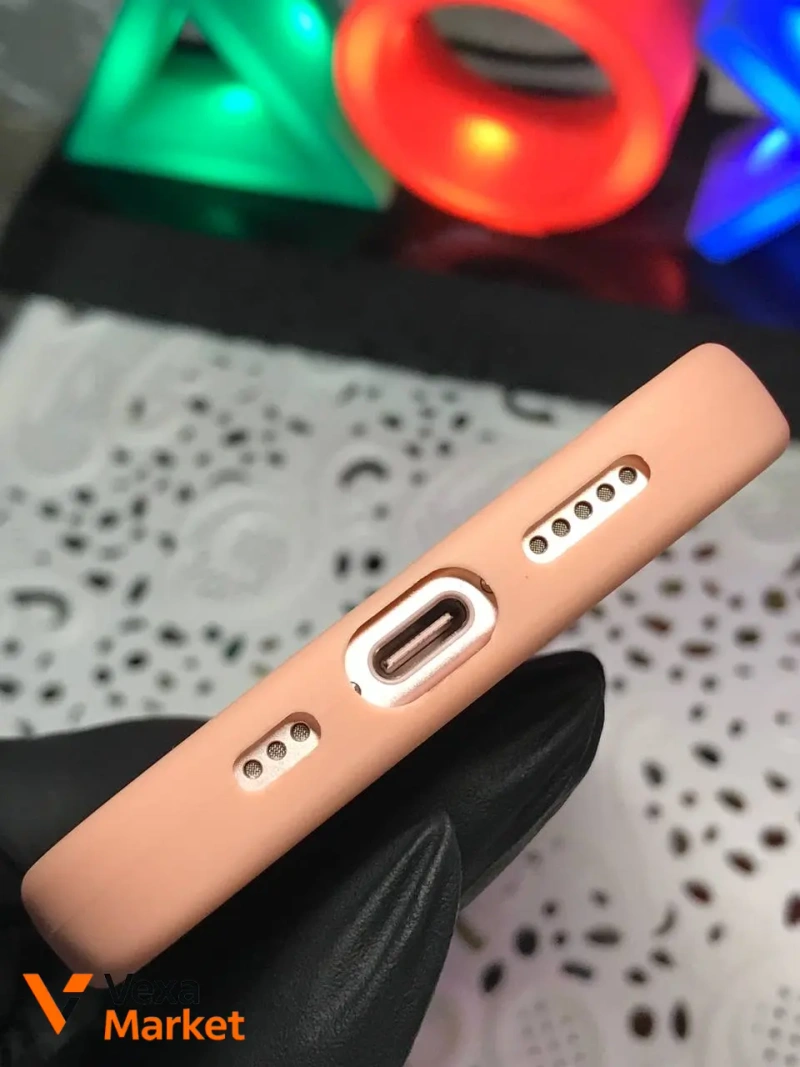 Чохол на iPhone 15 — фото 4