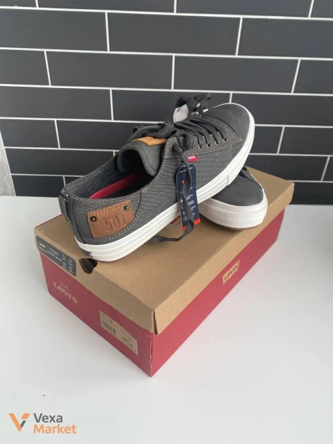 Чоловічі кеди Levi’s темно-сірі/чорні US 10.5 / EUR 44.5