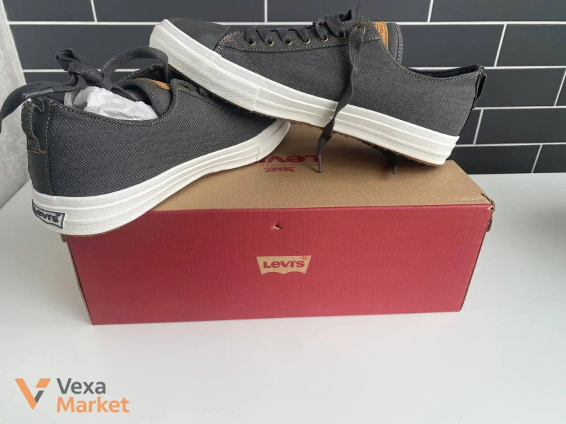 Чоловічі кеди Levi’s темно-сірі/чорні US 10.5 / EUR 44.5 — фото 2