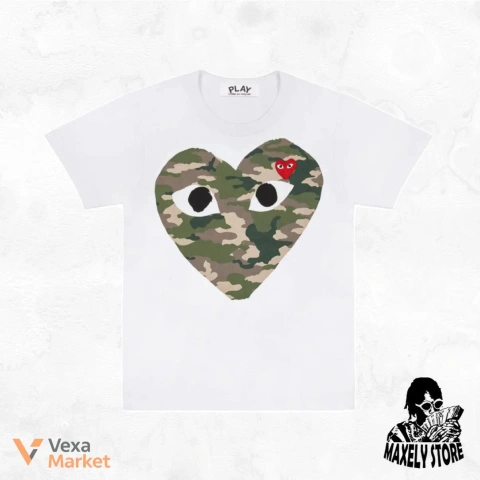 Comme des Garcons Play (CDG) Футболка с принтом сердца