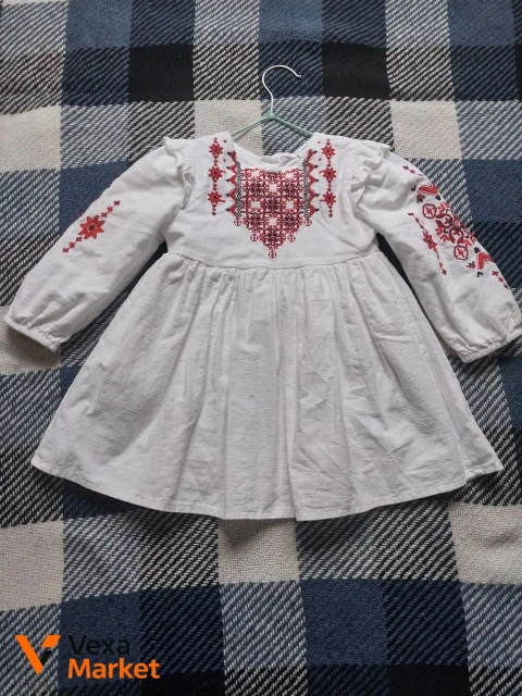 Дитяча сукня-вишиванка LC Waikiki 86-92 см