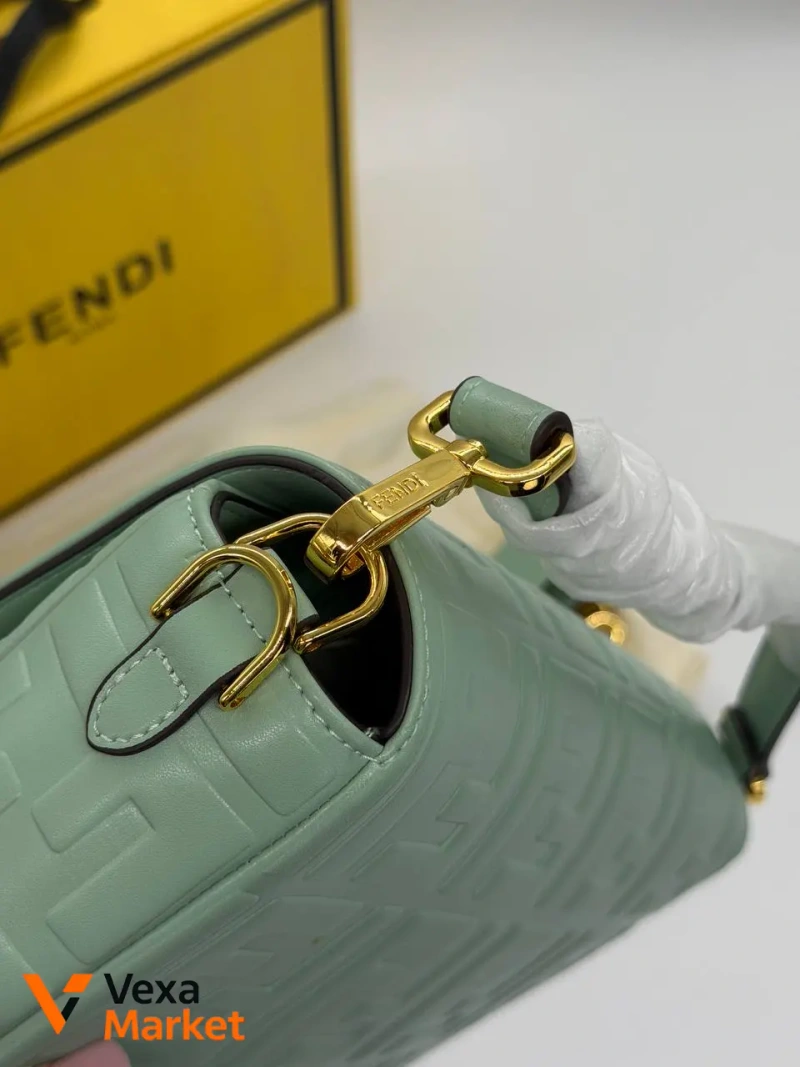 Fendi Baguette FF Embossed Leather Olive / Gold Bag — фото 4