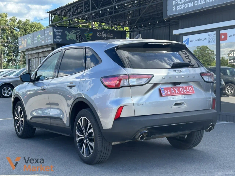 Ford Escape 2021 Бензин Автомат Повний привід Сірий — фото 3