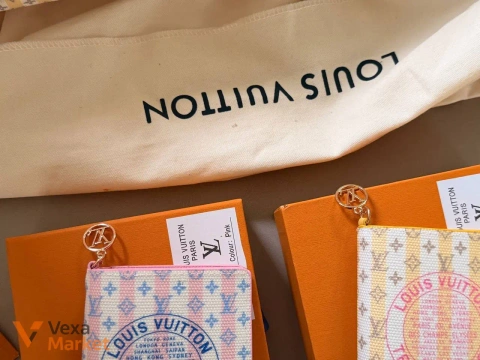Гаманець Louis Vuitton шкіряний рожевий 8.5 х 10 см