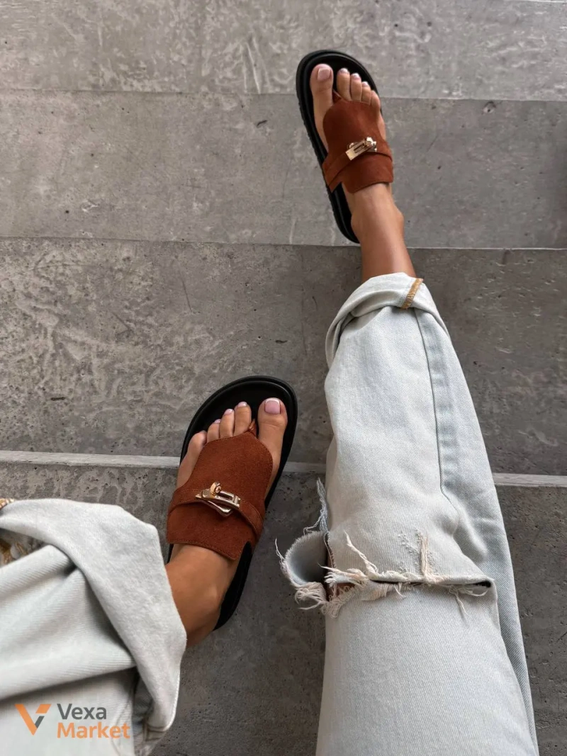 Hermès Empire Sandal Brun Amourette замшевые женские сандалии — фото 4