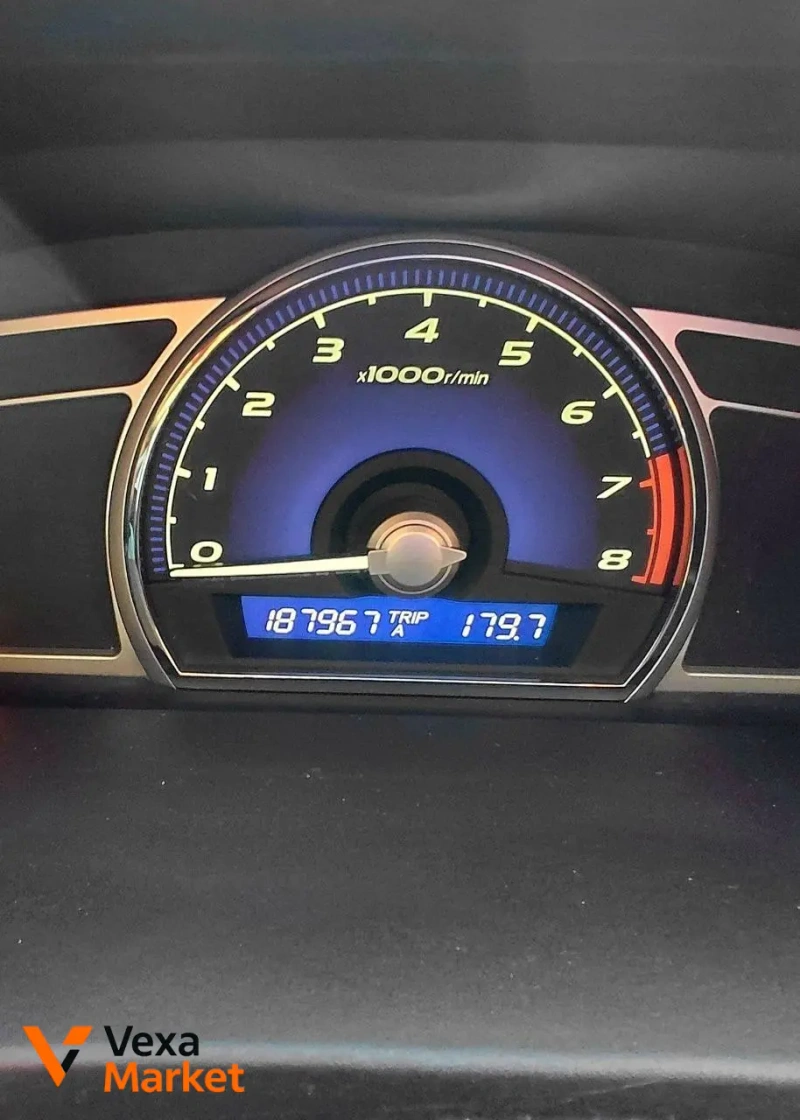 Honda Civic 2006 1.8 бензин — фото 5