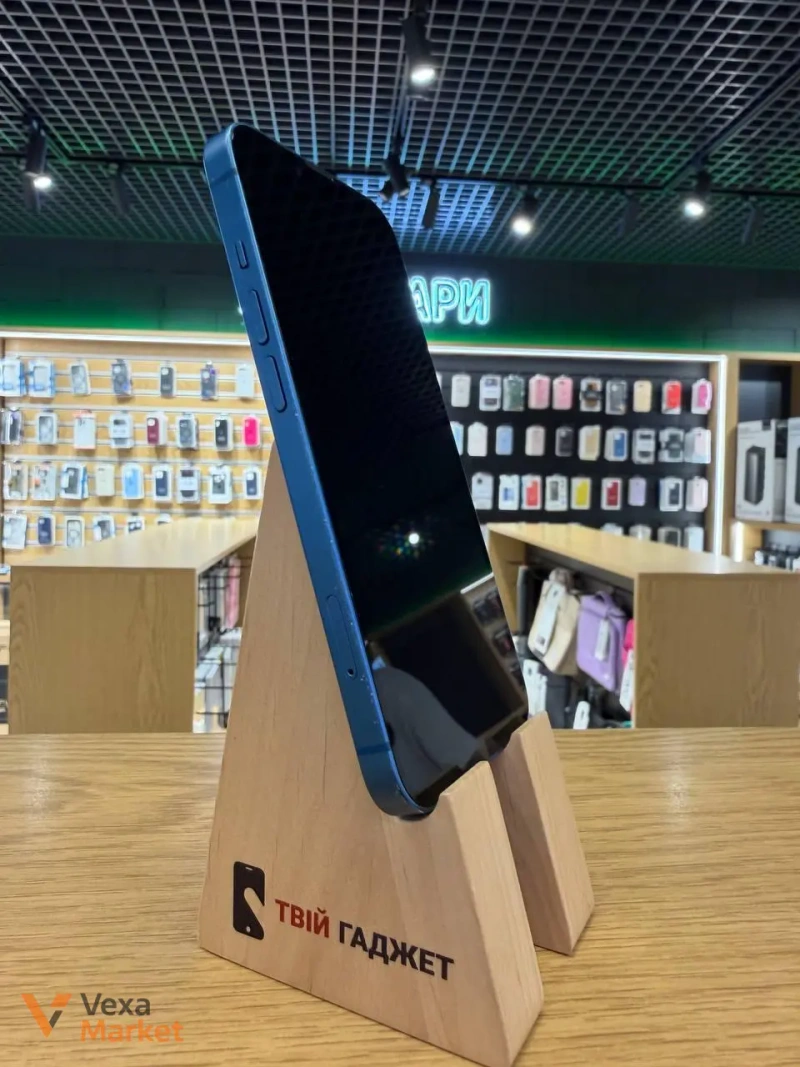 iPhone 13 128GB Blue — фото 4