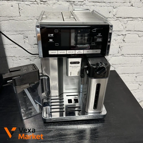 Кавомашина DeLonghi ESAM 6900 M PrimaDonna Exclusive