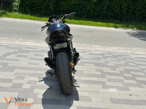 Kawasaki Z1000 2006