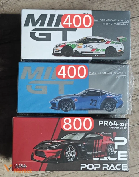 Колекційна модель Pop Race GR 86 ADVAN 1/64